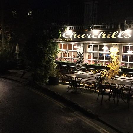 Churchills Inn & Rooms Bowness-on-Windermere Bagian luar foto